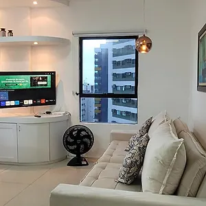 https://apto-com-vista-para-o-mar-e-piscina-na-cobertura.hotels-in-recife.com